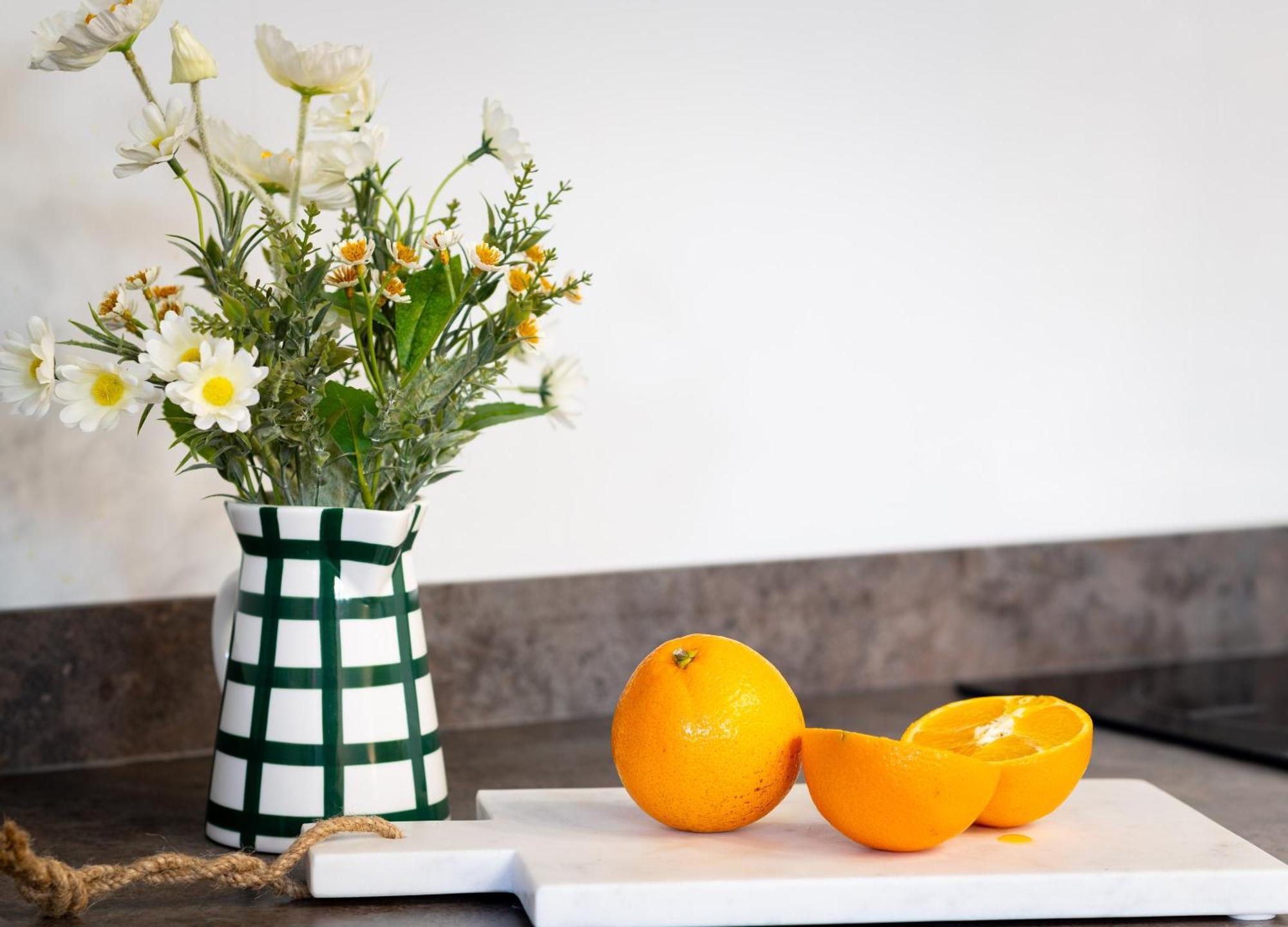 Gorgeous Boutique Flat Sleeps 2 In Lyme Regis Villa Екстериор снимка