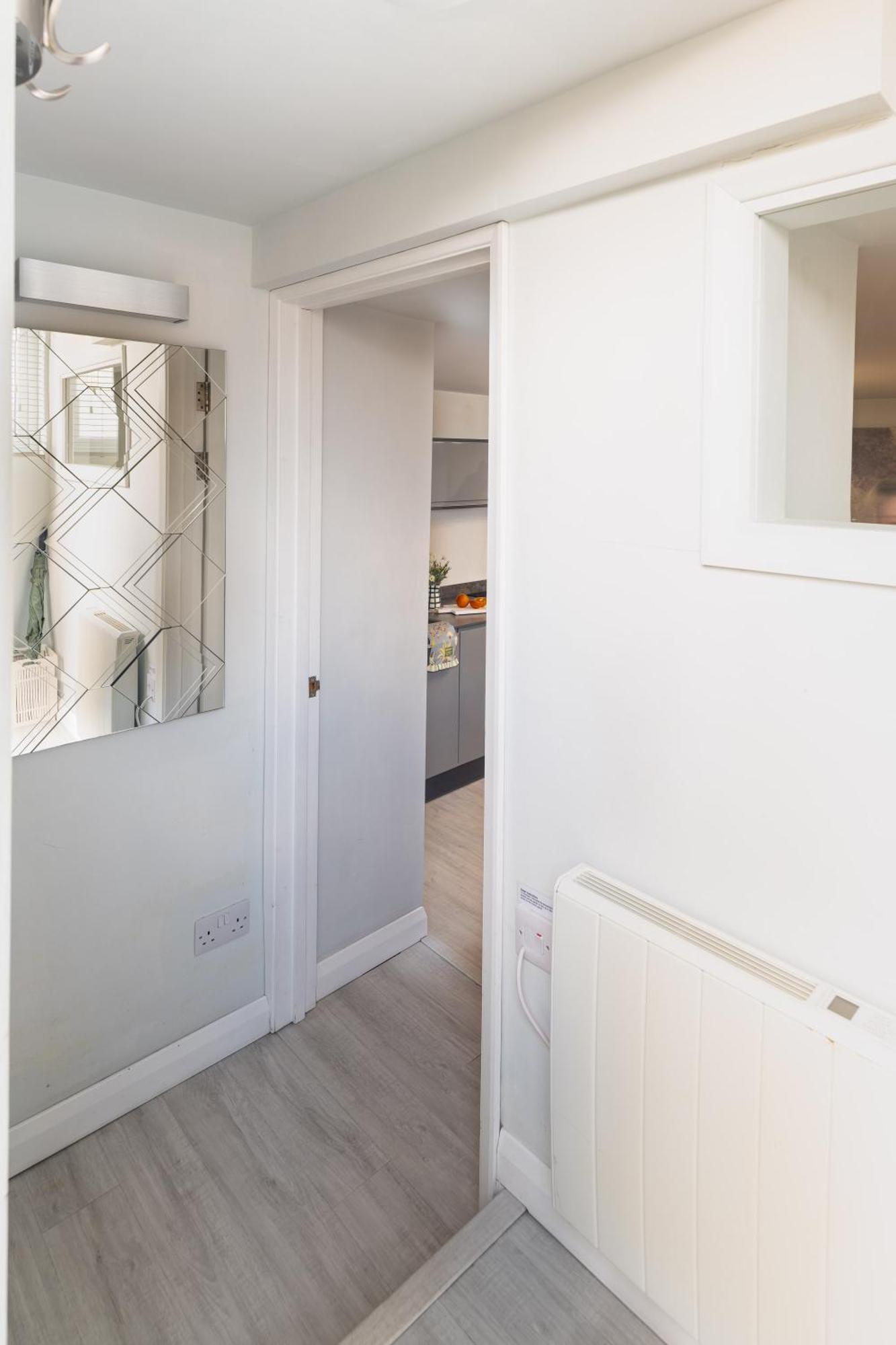 Gorgeous Boutique Flat Sleeps 2 In Lyme Regis Villa Екстериор снимка